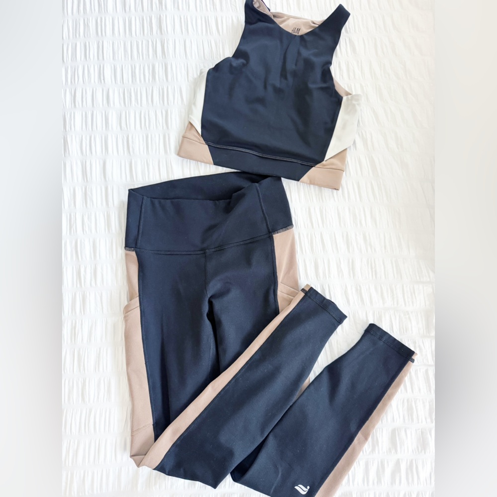 Stylish Black and Tan Women's Activewear Set